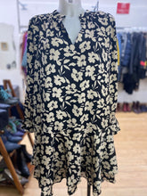 Load image into Gallery viewer, Pink Martini dress L NWT
