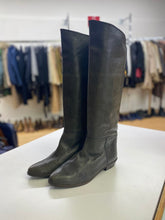 Load image into Gallery viewer, Calderone leather pull on boots 40
