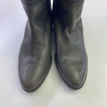 Load image into Gallery viewer, Calderone leather pull on boots 40
