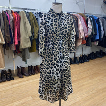 Load image into Gallery viewer, Banana Republic button up dress 4p
