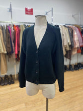 Load image into Gallery viewer, Gap sweater S
