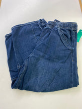 Load image into Gallery viewer, Gape Barrel Jeans XS
