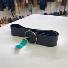Load image into Gallery viewer, Wilfred wide leather belt S
