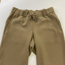 Load image into Gallery viewer, Lululemon pull on pants 6
