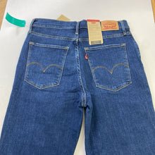 Load image into Gallery viewer, Levis High Rise Straight Crop jeans NWT 30
