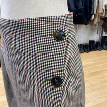 Load image into Gallery viewer, RW&amp;CO plaid skirt 6 NWT
