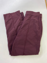 Load image into Gallery viewer, Lululemon ribbed pull on pants 6

