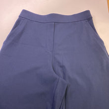 Load image into Gallery viewer, Lululemon pull on pants S
