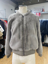 Load image into Gallery viewer, Banana Republic faux fur bomber jacket Sp
