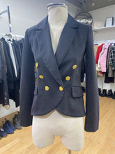 Load image into Gallery viewer, Willow &amp; Clay blazer XS/S
