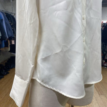 Load image into Gallery viewer, Banana Republic (outlet) top XS
