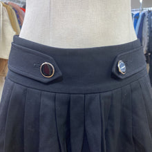 Load image into Gallery viewer, Club Monaco pleated skirt 4
