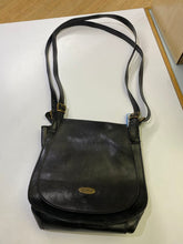 Load image into Gallery viewer, Aldo vintage Made in Italy leather crossbody
