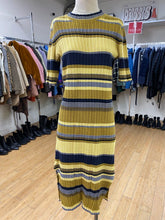 Load image into Gallery viewer, H&amp;M ribbed knit dress L
