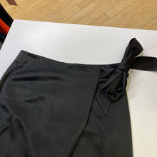 Load image into Gallery viewer, White House Black Market satin crossover pants 6
