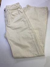 Load image into Gallery viewer, Dynamite wide leg jeans 6/28
