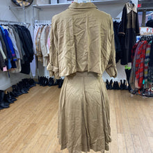 Load image into Gallery viewer, Holt Renfrew peplum vintage dress 10
