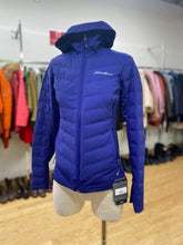 Load image into Gallery viewer, Eddie Bauer light down jacket NWT XS
