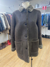 Load image into Gallery viewer, Utex Leather shearling coat M
