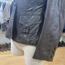 Load image into Gallery viewer, Tristan leather blazer M

