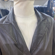 Load image into Gallery viewer, Tristan leather blazer M
