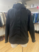 Load image into Gallery viewer, Helly Hansen jacket M

