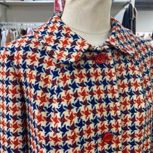 Load image into Gallery viewer, Pendleton vintage wool coat S/M
