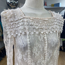 Load image into Gallery viewer, Benee Pink vintage lace dress (no lining) XS/S
