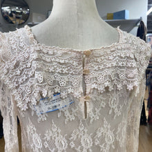 Load image into Gallery viewer, Benee Pink vintage lace dress (no lining) XS/S
