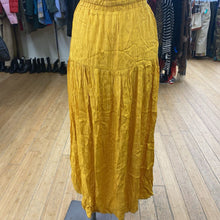 Load image into Gallery viewer, Maeve maxi skirt XS
