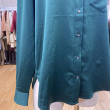 Load image into Gallery viewer, Gap satin shirt M
