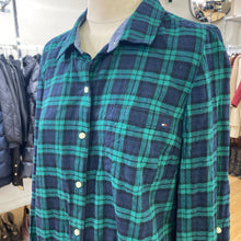 Load image into Gallery viewer, Tommy Hilfiger plaid button up L
