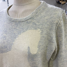 Load image into Gallery viewer, Gap merino wool/blend sweater M
