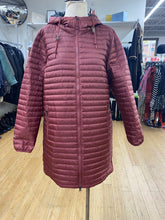 Load image into Gallery viewer, Eddie Bauer light down coat L
