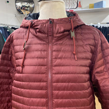 Load image into Gallery viewer, Eddie Bauer light down coat L
