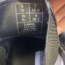 Load image into Gallery viewer, Dr. Martens platform boots 8
