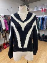 Load image into Gallery viewer, Tamiko vintage sweater M
