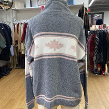 Load image into Gallery viewer, Cotton Country Canada sweater L
