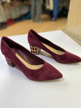 Load image into Gallery viewer, Brian Atwood suede pumps 8
