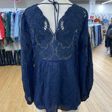 Load image into Gallery viewer, Reiss top 4
