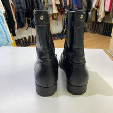 Load image into Gallery viewer, Frye lace up boots 7.5

