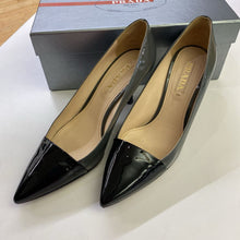 Load image into Gallery viewer, Prada patent pumps 40
