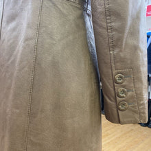 Load image into Gallery viewer, Danier lined coat S
