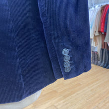 Load image into Gallery viewer, Gap corduroy jacket 6

