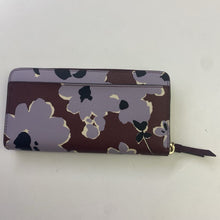 Load image into Gallery viewer, Kate Spade wallet
