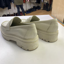 Load image into Gallery viewer, L'intervalle loafers 39
