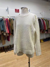 Load image into Gallery viewer, Banana Republic organic cotton sweater L
