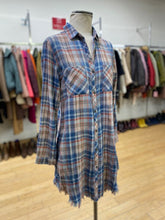Load image into Gallery viewer, Cloth and Stone plaid tunic dress S
