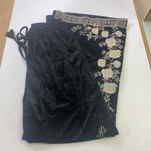 Load image into Gallery viewer, Andree Velour pants S
