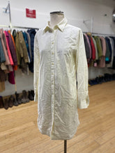 Load image into Gallery viewer, Lands End Corduroy dress S
